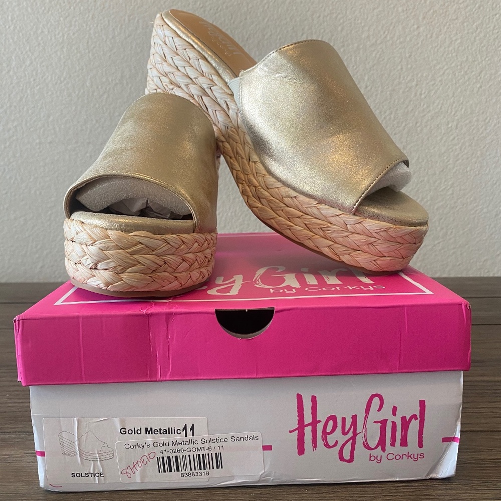 NIB Corkys Hey Girl Gold Metallic Solstice Sandals - Size 11